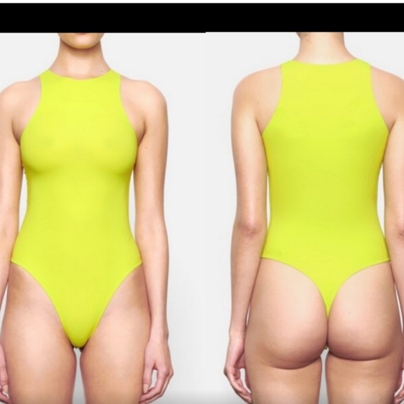 SKIMS Tops - SKIMS FITS EVERYBODY HIGH NECK BODYSUIT Neon Lime SIZE XL